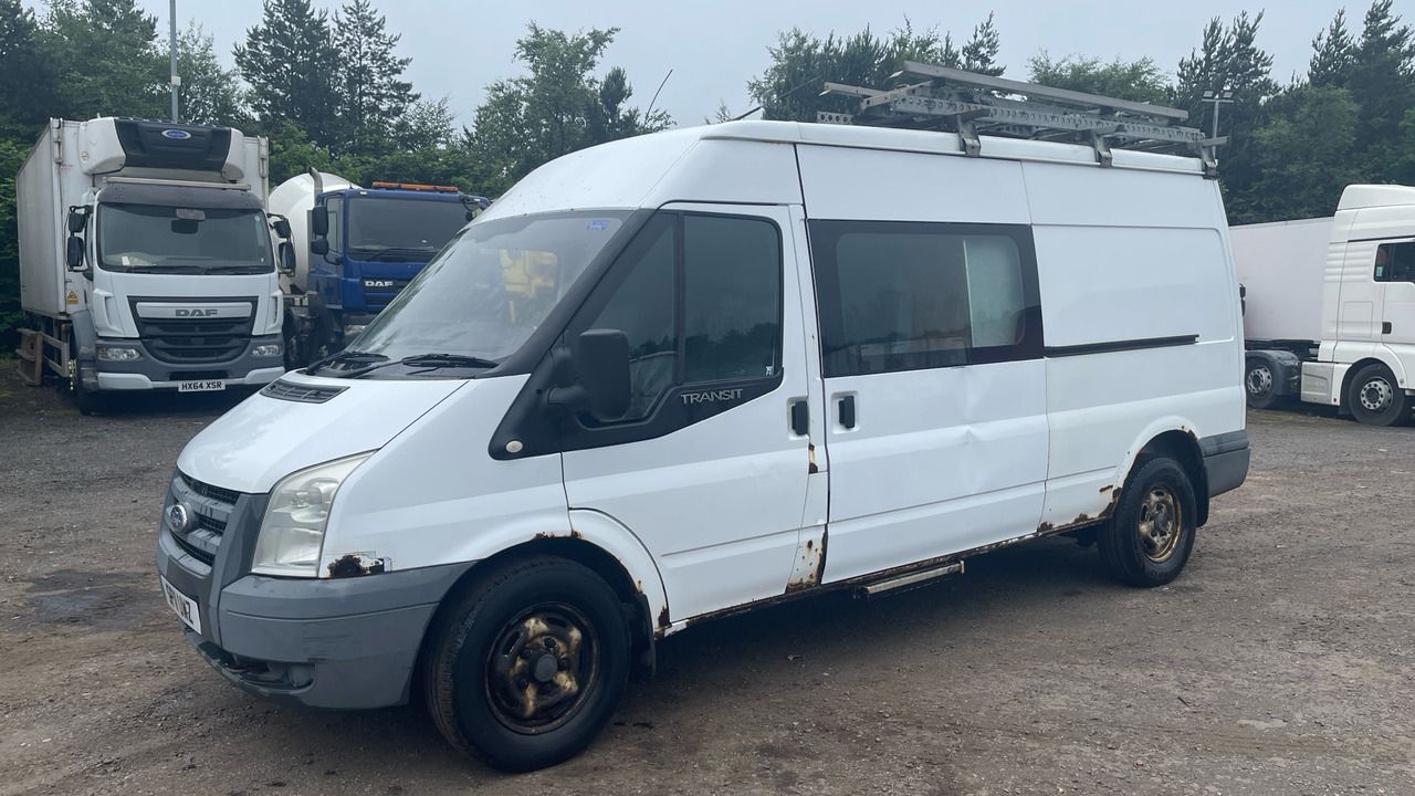 Ford Transit T350 2.2 TDCI 115ps - Transporter mit Doppelkabine: das Bild 2 Ford Transit T350 2.2 TDCI 115ps - Transporter mit Doppelkabine: das Bild 2
