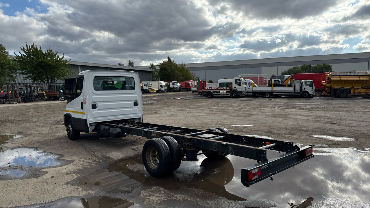 IVECO DAILY 70-180 - Fahrgestell LKW: das Bild 3 IVECO DAILY 70-180 - Fahrgestell LKW: das Bild 3