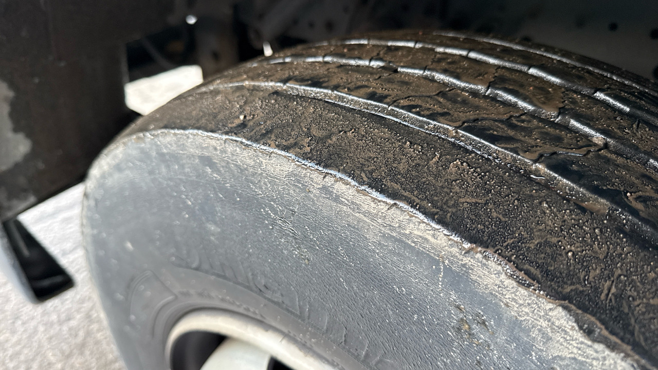 Koffer LKW IVECO EUROCARGO 75E16: das Bild 20 Koffer LKW IVECO EUROCARGO 75E16: das Bild 20