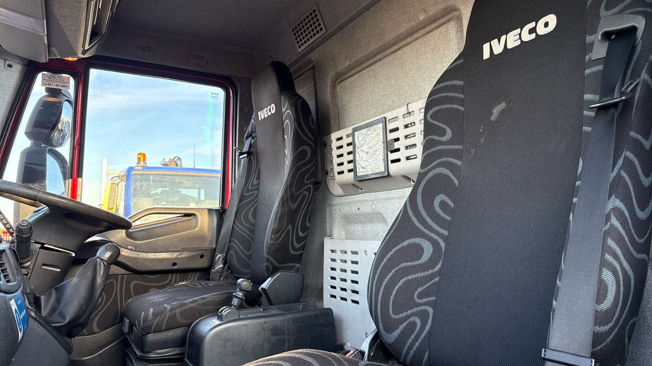 Koffer LKW IVECO EUROCARGO 75E16: das Bild 12 Koffer LKW IVECO EUROCARGO 75E16: das Bild 12
