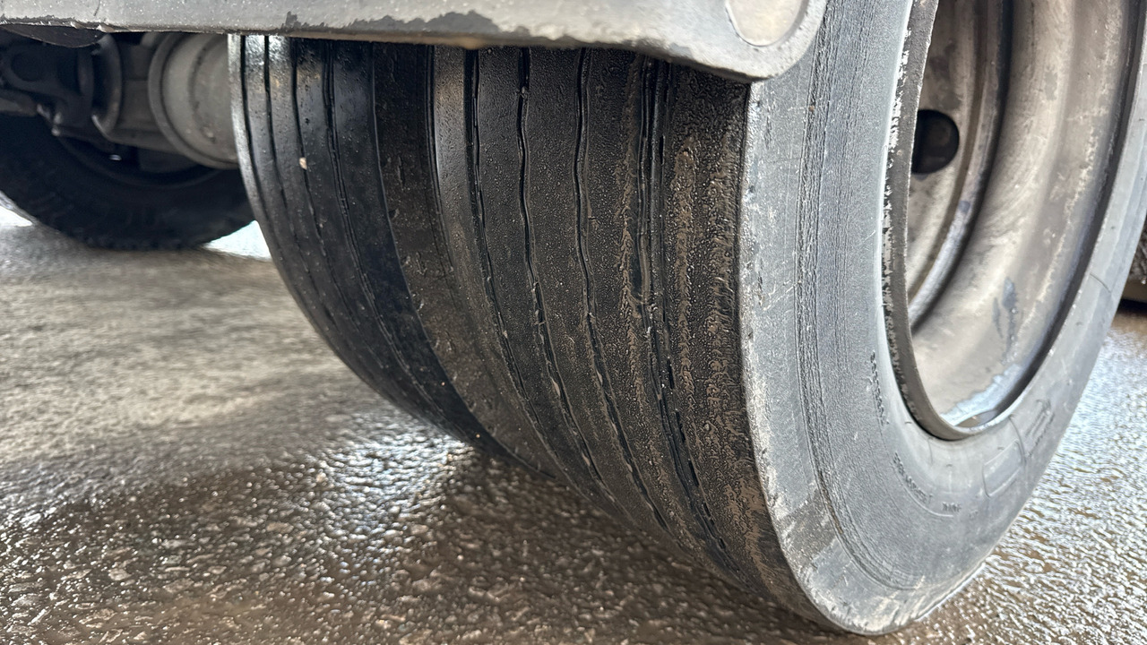 Koffer LKW IVECO EUROCARGO 75E16: das Bild 19 Koffer LKW IVECO EUROCARGO 75E16: das Bild 19