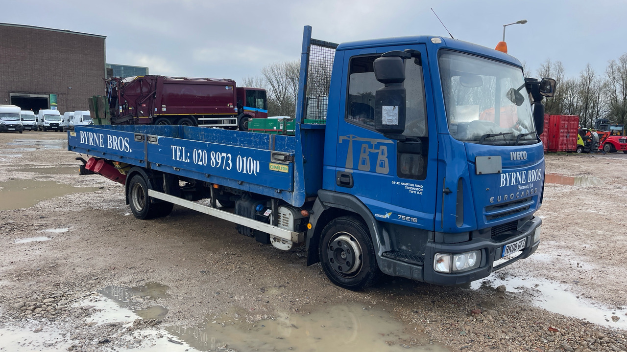 IVECO EUROCARGO 75E16 - Pritsche LKW: das Bild 1 IVECO EUROCARGO 75E16 - Pritsche LKW: das Bild 1