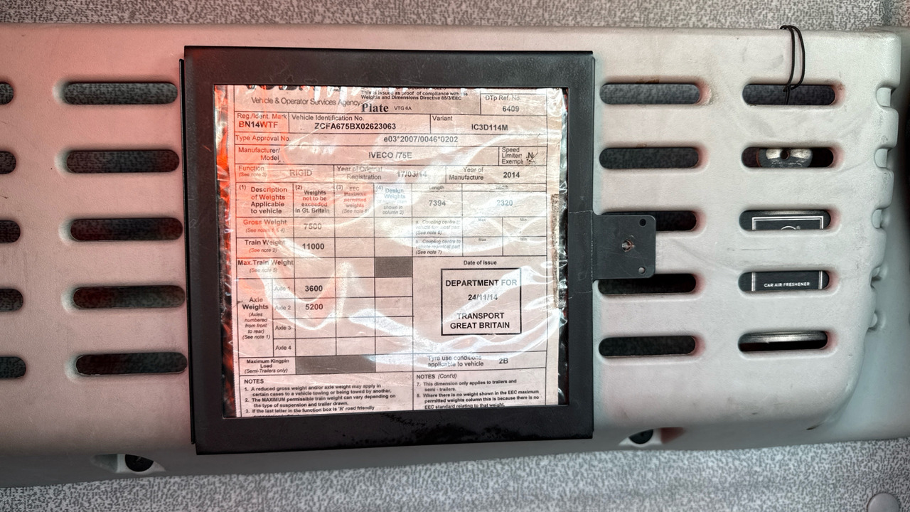 Koffer LKW IVECO EUROCARGO 75E16: das Bild 11 Koffer LKW IVECO EUROCARGO 75E16: das Bild 11