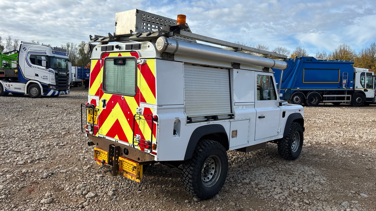 Land Rover Defender 110 2.2 TDCI Hard Top - PKW: das Bild 4 Land Rover Defender 110 2.2 TDCI Hard Top - PKW: das Bild 4