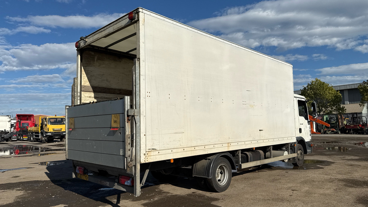 MAN TGL 8.180 - Koffer LKW: das Bild 4 MAN TGL 8.180 - Koffer LKW: das Bild 4