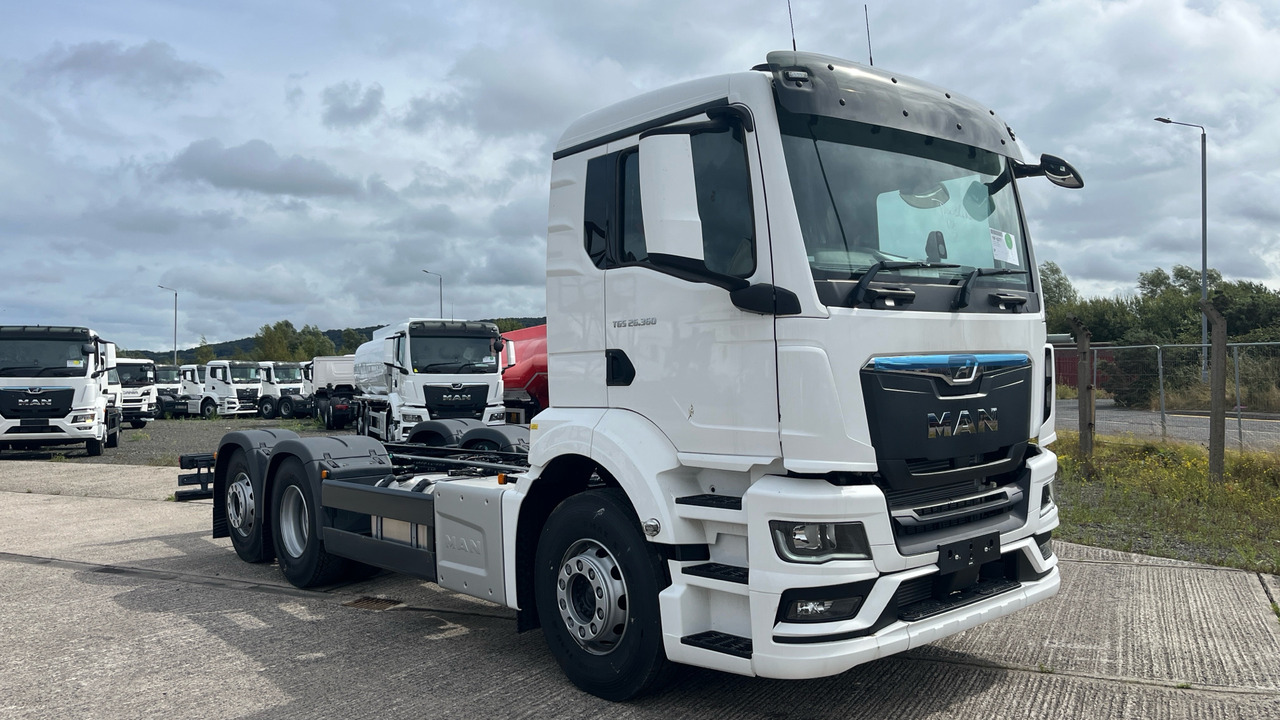 MAN TGS 26.360 - Fahrgestell LKW: das Bild 1 MAN TGS 26.360 - Fahrgestell LKW: das Bild 1