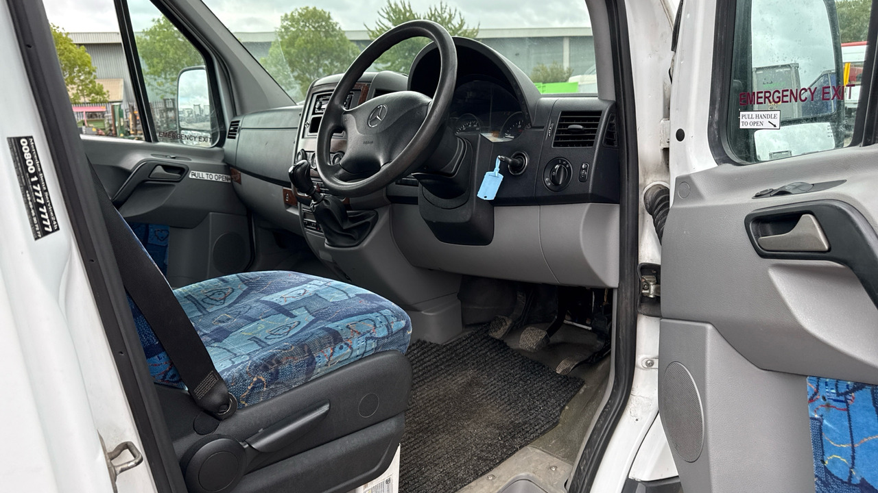 MERCEDES-BENZ SPRINTER 515 CDI - Kleinbus, Personentransporter: das Bild 5 MERCEDES-BENZ SPRINTER 515 CDI - Kleinbus, Personentransporter: das Bild 5