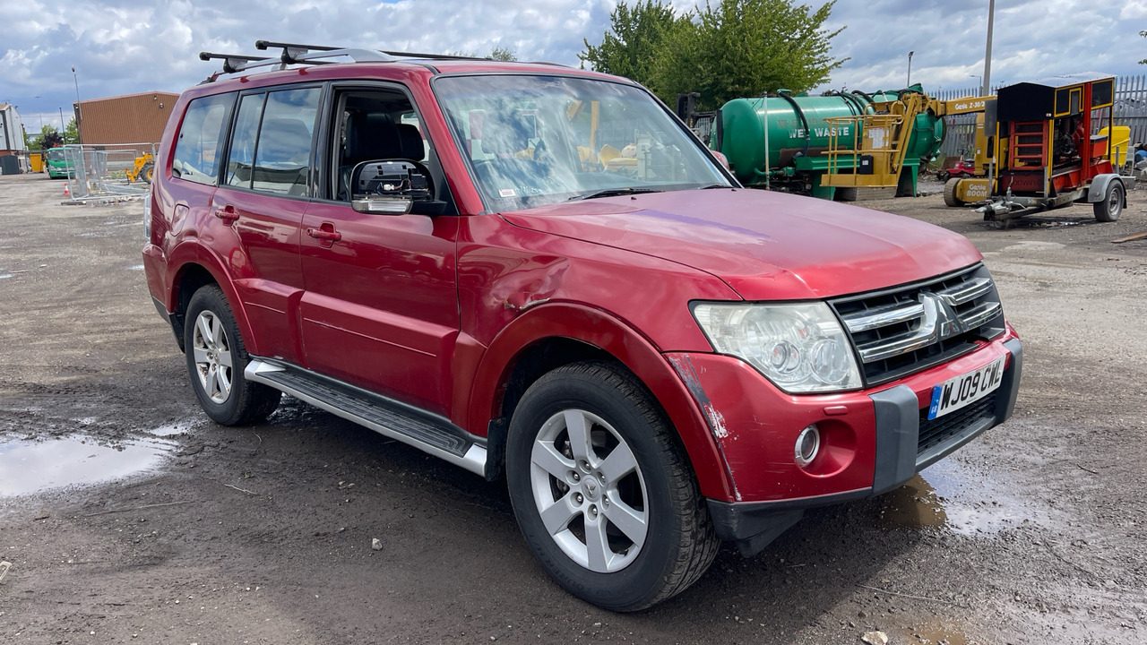 MITSUBISHI SHOGUN 3.2 DI-DC ELEGANCE - SUV/ Geländewagen: das Bild 1 MITSUBISHI SHOGUN 3.2 DI-DC ELEGANCE - SUV/ Geländewagen: das Bild 1