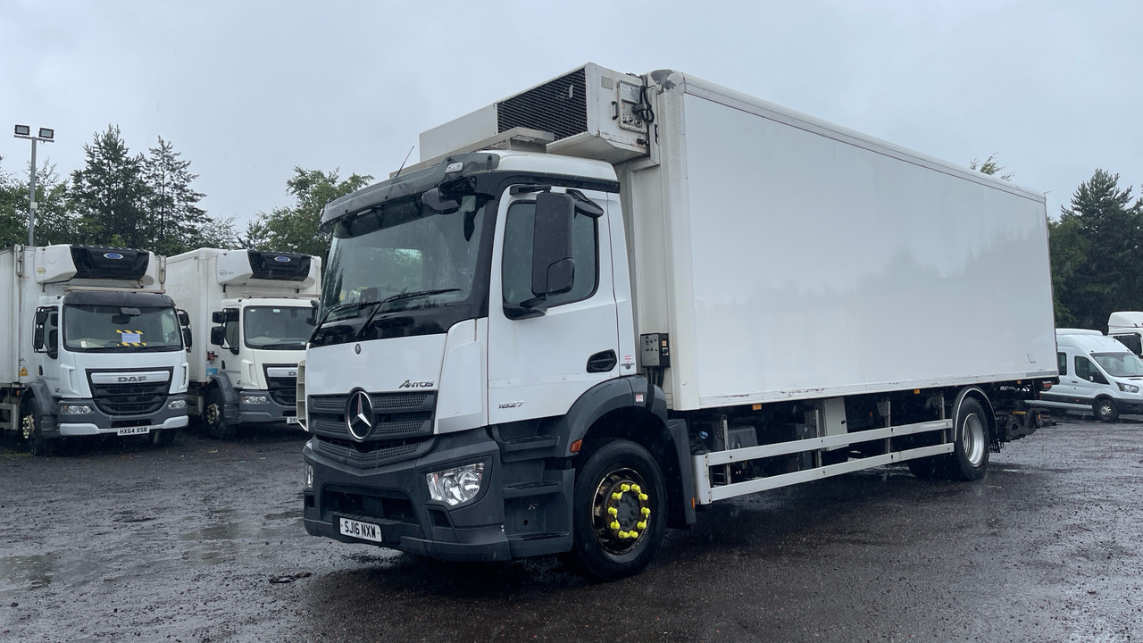 Mercedes-Benz Antos 1827 - Kühlkoffer LKW: das Bild 2 Mercedes-Benz Antos 1827 - Kühlkoffer LKW: das Bild 2