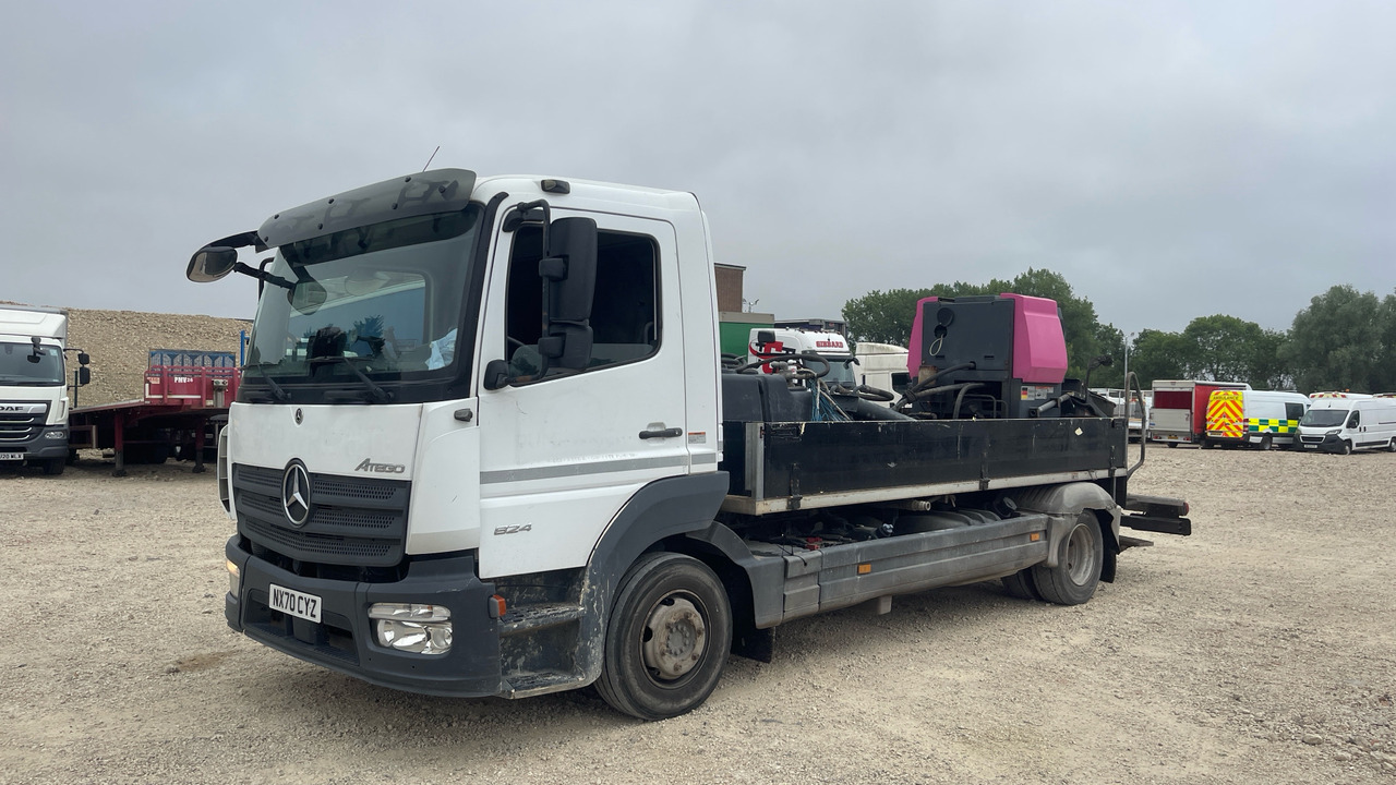 Mercedes-Benz Atego 824 - Betonpumpe: das Bild 2 Mercedes-Benz Atego 824 - Betonpumpe: das Bild 2