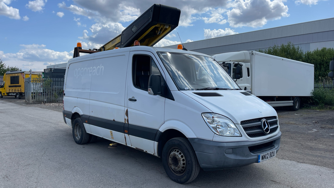 Mercedes-Benz Sprinter 513 CDI - LKW mit Arbeitsbühne: das Bild 1 Mercedes-Benz Sprinter 513 CDI - LKW mit Arbeitsbühne: das Bild 1