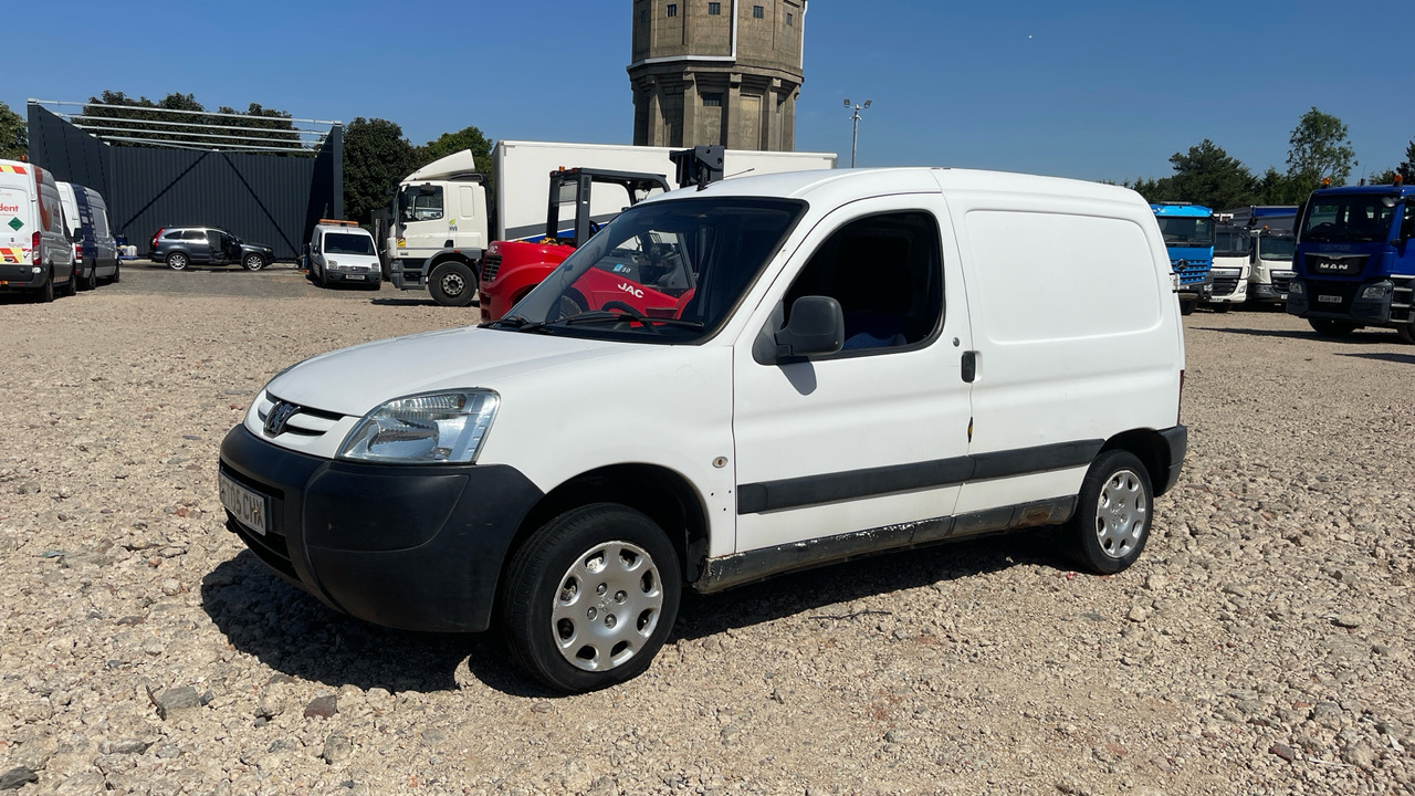 PEUGEOT PARTNER 600 - Kleintransporter: das Bild 2 PEUGEOT PARTNER 600 - Kleintransporter: das Bild 2