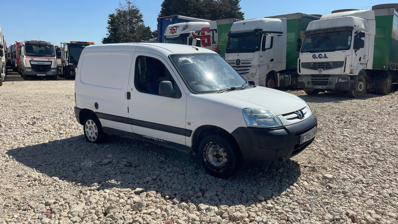 PEUGEOT PARTNER 600 - Kleintransporter: das Bild 1 PEUGEOT PARTNER 600 - Kleintransporter: das Bild 1