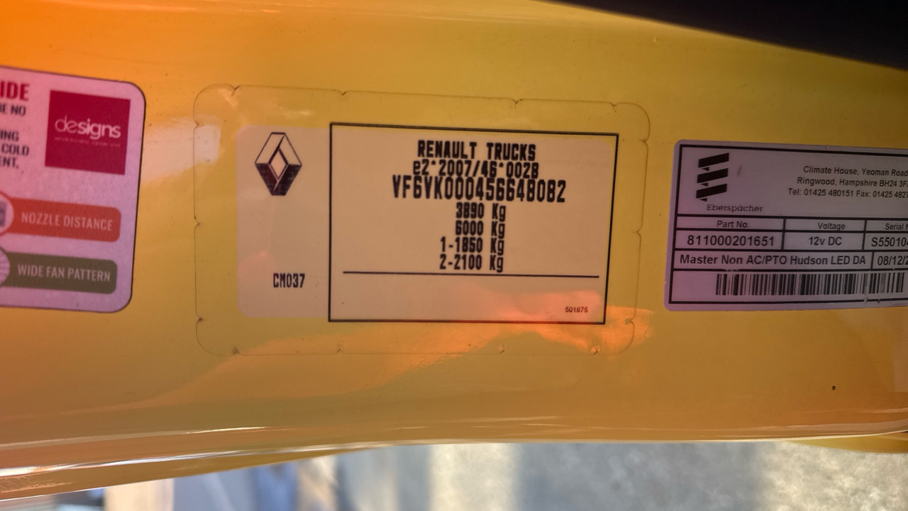 Krankenwagen RENAULT MASTER 150.39: das Bild 11