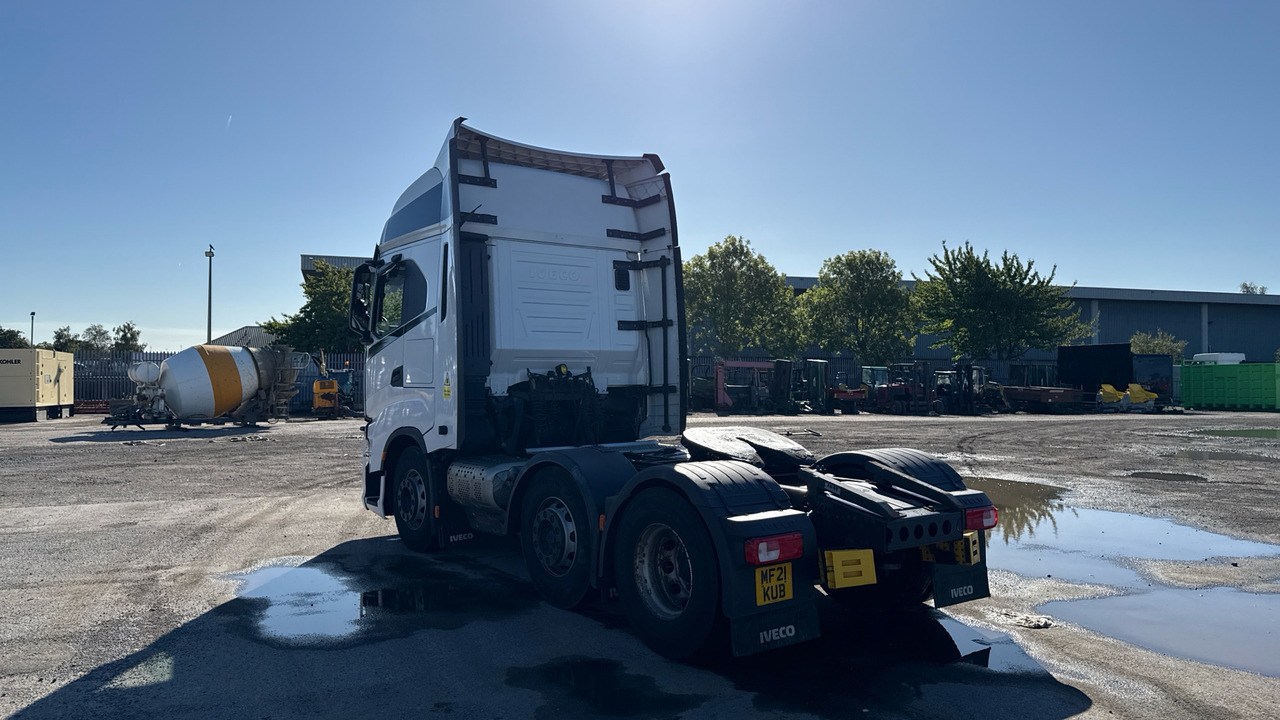 IVECO S-WAY 460 - Sattelzugmaschine: das Bild 3 IVECO S-WAY 460 - Sattelzugmaschine: das Bild 3