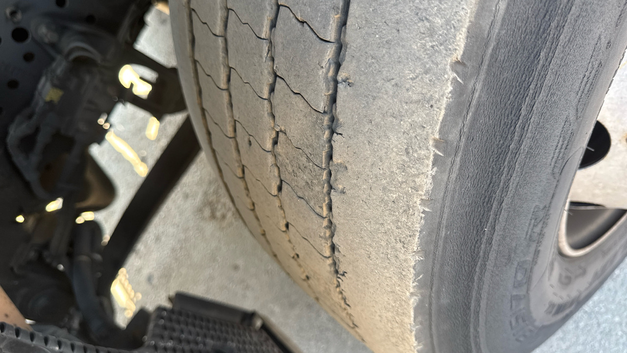 Sattelzugmaschine MERCEDES-BENZ ACTROS  1845: das Bild 18