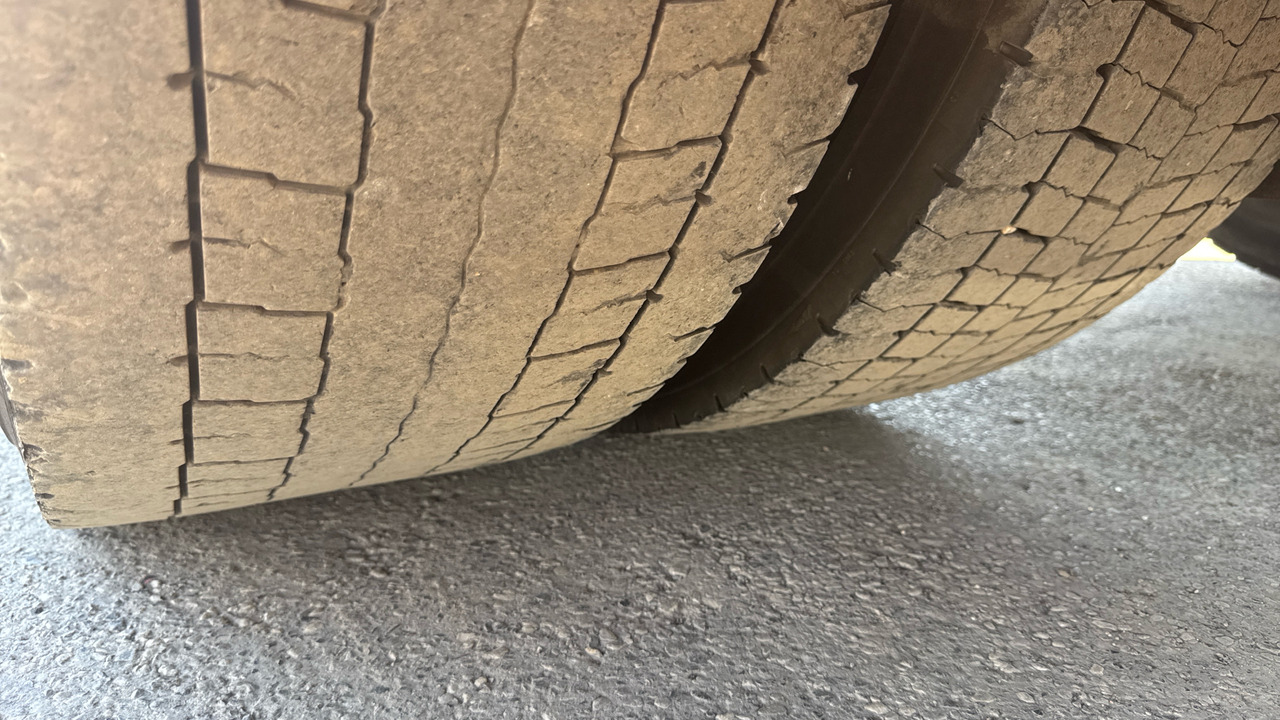 Sattelzugmaschine MERCEDES-BENZ ACTROS  1845: das Bild 17