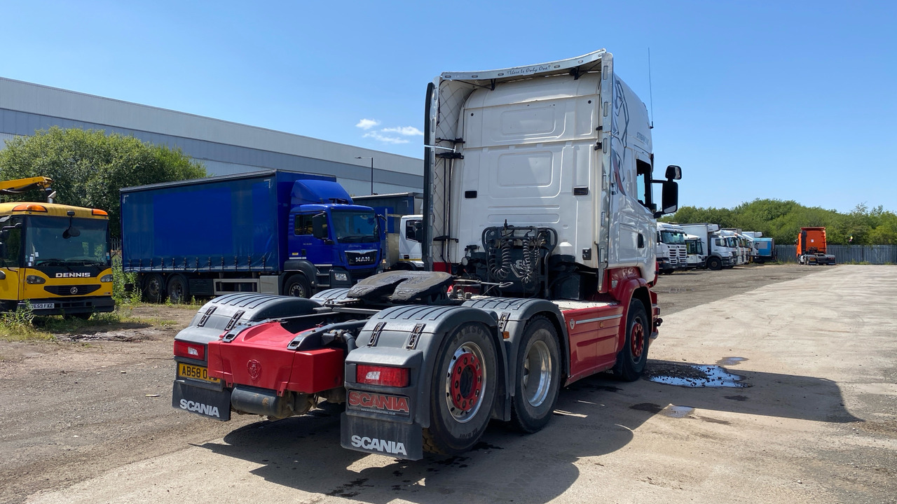 SCANIA R 580 - Sattelzugmaschine: das Bild 4 SCANIA R 580 - Sattelzugmaschine: das Bild 4