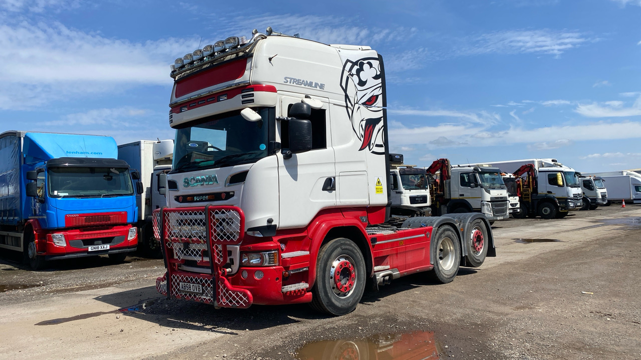 SCANIA R 580 - Sattelzugmaschine: das Bild 2 SCANIA R 580 - Sattelzugmaschine: das Bild 2