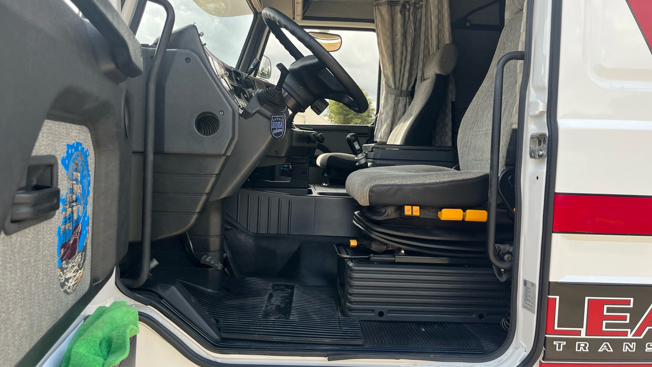 Sattelzugmaschine SCANIA R143.420 TOPLINE STREAMLINE: das Bild 8