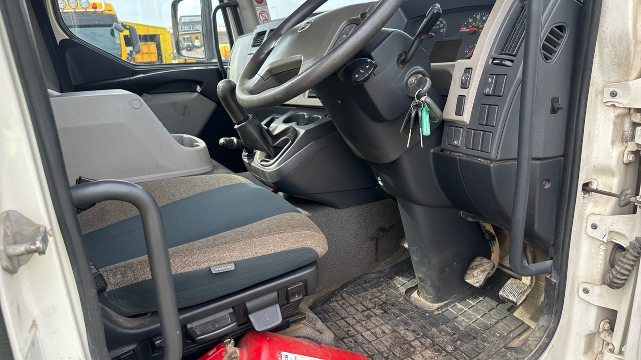 VOLVO FL 250 - Saug-/ Spülfahrzeug: das Bild 5 VOLVO FL 250 - Saug-/ Spülfahrzeug: das Bild 5