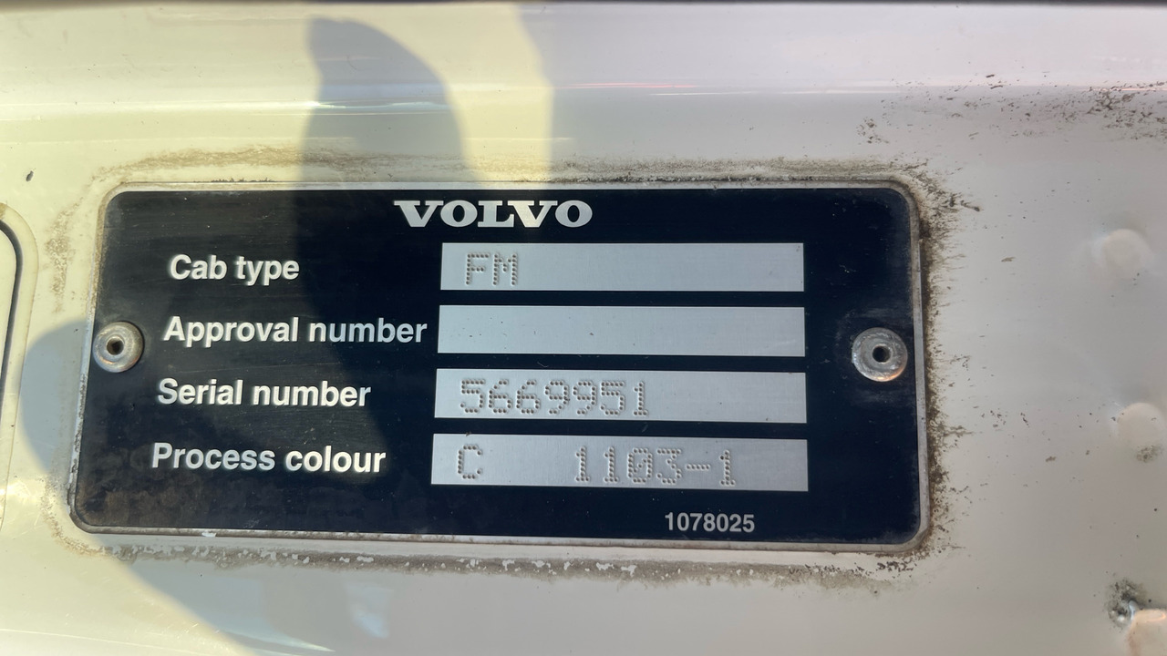 Kipper, Autokran VOLVO FMX 460: das Bild 15