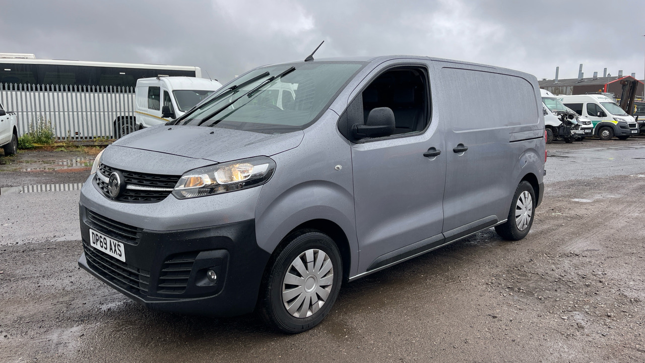 Vauxhall Vivaro 2700 1.5d 120PS H1 Dynamic - Kleintransporter: das Bild 2 Vauxhall Vivaro 2700 1.5d 120PS H1 Dynamic - Kleintransporter: das Bild 2