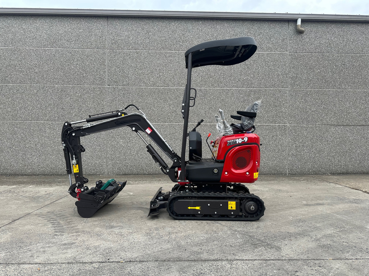 RHINOCEROS xn10-9 - Baumaschine: das Bild 1 RHINOCEROS xn10-9 - Baumaschine: das Bild 1