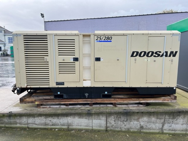 Doosan 25/280 XHP1000WCAT-T4 - Luftkompressor: das Bild 3 Doosan 25/280 XHP1000WCAT-T4 - Luftkompressor: das Bild 3