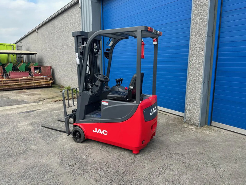 Jac CPD15S - Elektrostapler: das Bild 2 Jac CPD15S - Elektrostapler: das Bild 2