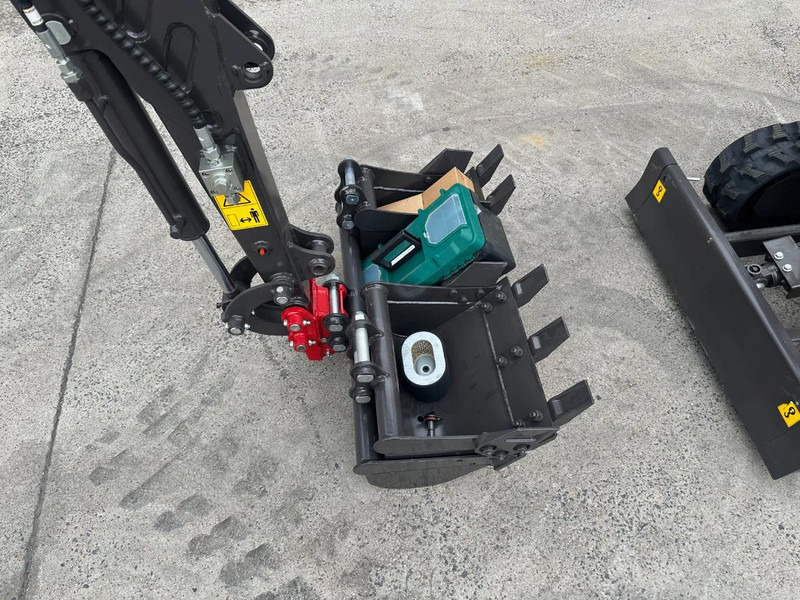 Rhinoceros XN10-9 - Minibagger: das Bild 4 Rhinoceros XN10-9 - Minibagger: das Bild 4