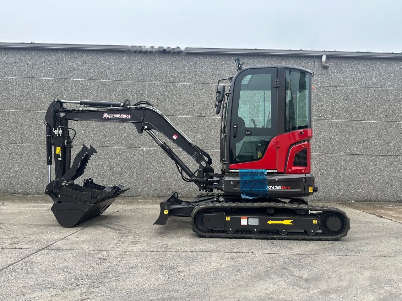 Rhinoceros XN35 PRO - Minibagger: das Bild 1 Rhinoceros XN35 PRO - Minibagger: das Bild 1