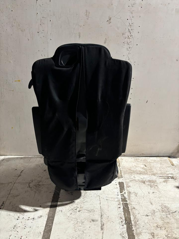 Actros MP4 Beifahrersitz mit Luft - Sitz für LKW: das Bild 4 Actros MP4 Beifahrersitz mit Luft - Sitz für LKW: das Bild 4