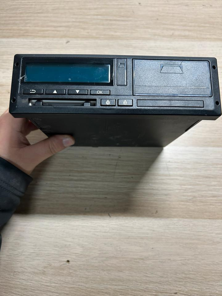 MAN EURO 6 Tachograph 81.27101-6607 - Tachograph: das Bild 3 MAN EURO 6 Tachograph 81.27101-6607 - Tachograph: das Bild 3