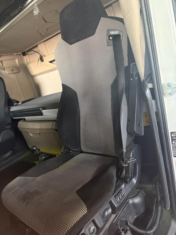 MAN TGX EU6 Fahrersitz - Sitz für LKW: das Bild 3 MAN TGX EU6 Fahrersitz - Sitz für LKW: das Bild 3