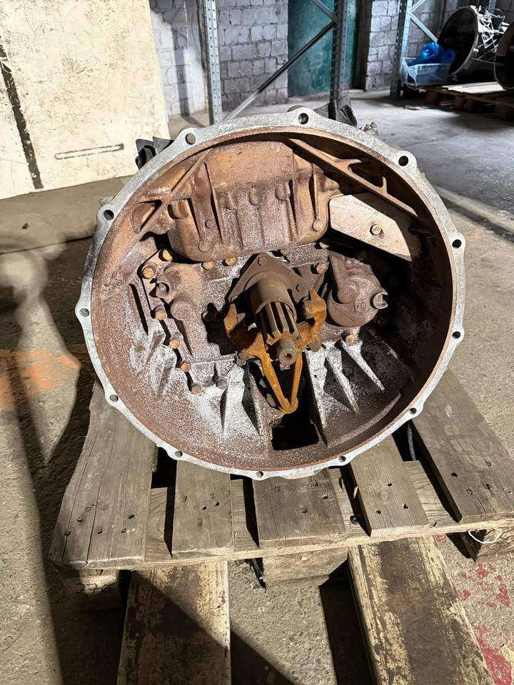 MAN ZF ASTRONIC 12 AS 2130 TD + Doppel Nebenantrieb - Getriebe für LKW: das Bild 1 MAN ZF ASTRONIC 12 AS 2130 TD + Doppel Nebenantrieb - Getriebe für LKW: das Bild 1