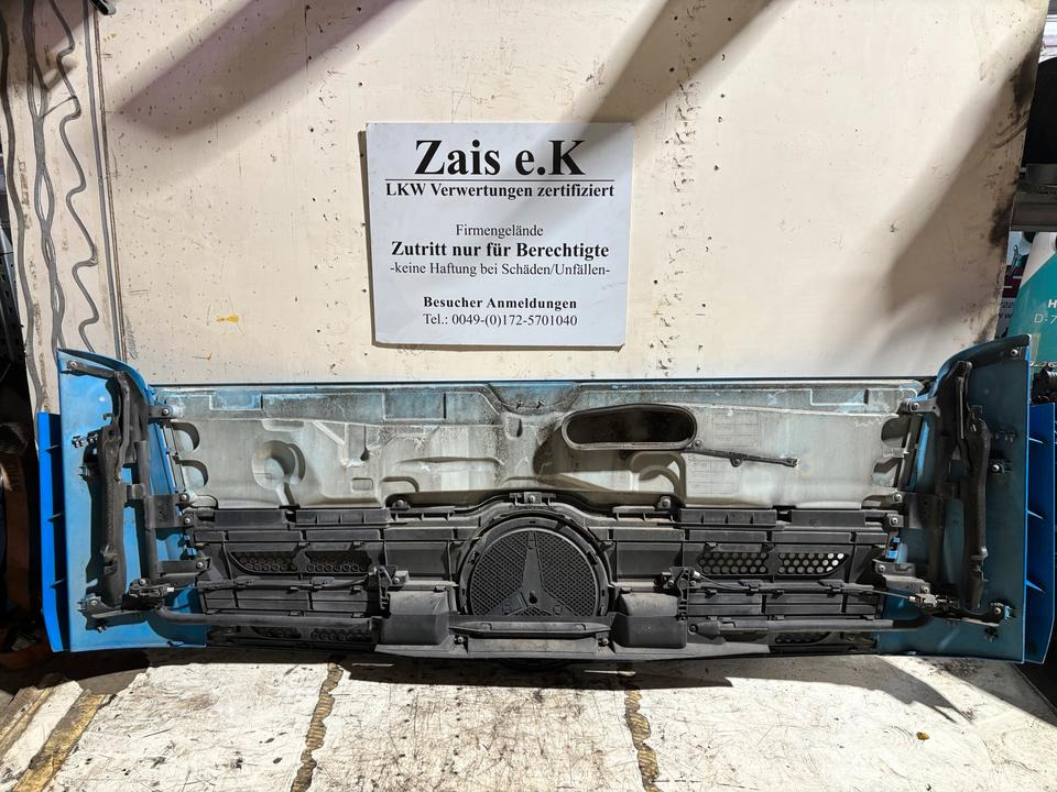 Mercedes Actros MP4 Motorhaube A9607500309 - Motorhaube für LKW: das Bild 4 Mercedes Actros MP4 Motorhaube A9607500309 - Motorhaube für LKW: das Bild 4