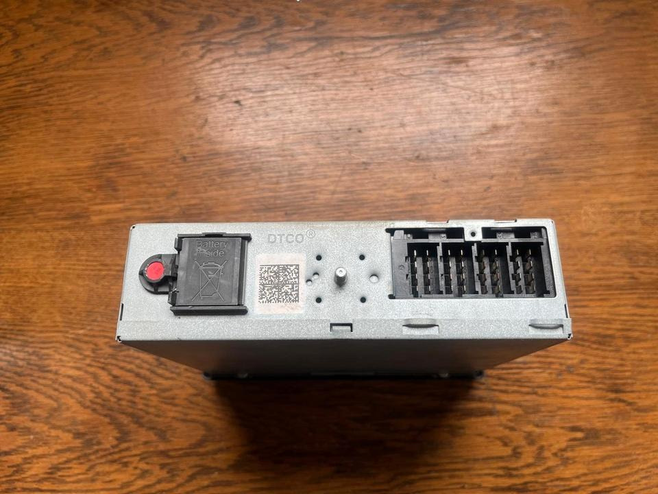 Mercedes Actros MP4 Tachograph A0024463633 - Tachograph für LKW: das Bild 4 Mercedes Actros MP4 Tachograph A0024463633 - Tachograph für LKW: das Bild 4