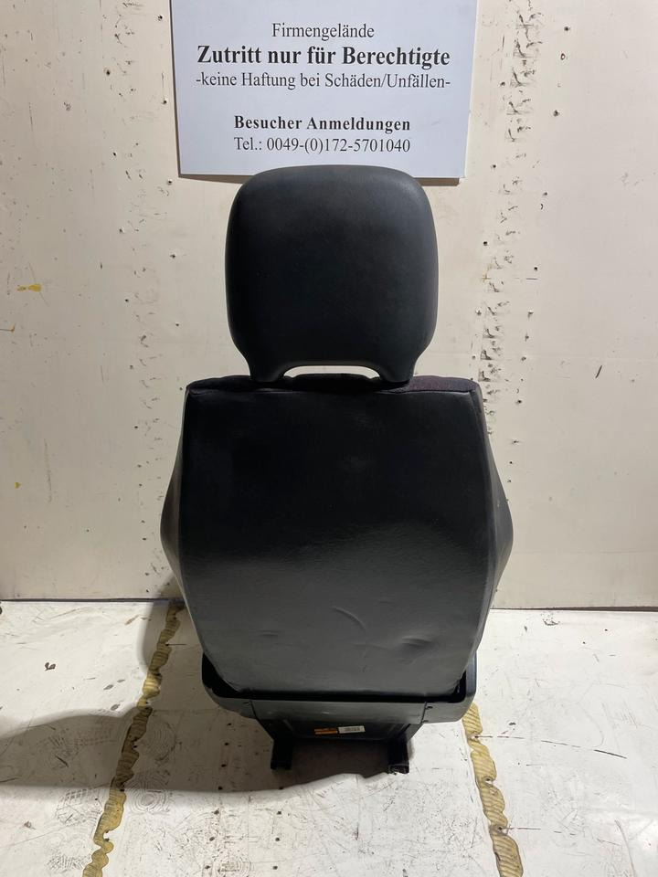 Mercedes Atego 1 Beifahrersitz - Sitz für LKW: das Bild 4 Mercedes Atego 1 Beifahrersitz - Sitz für LKW: das Bild 4