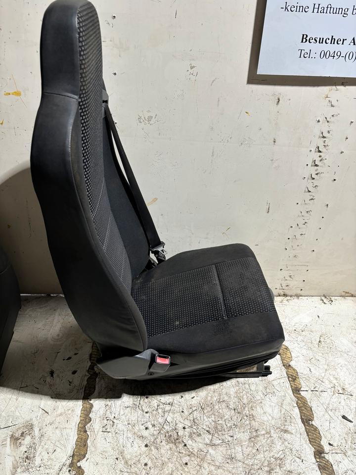 Mercedes Atego 3 Fahrersitz mit Luft - Sitz für LKW: das Bild 4 Mercedes Atego 3 Fahrersitz mit Luft - Sitz für LKW: das Bild 4