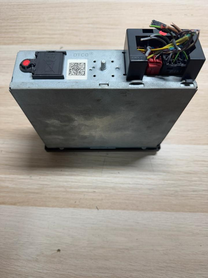 Mercedes Benz Actros MP4 VDO Tachograph A0014469033 - Tachograph: das Bild 3 Mercedes Benz Actros MP4 VDO Tachograph A0014469033 - Tachograph: das Bild 3