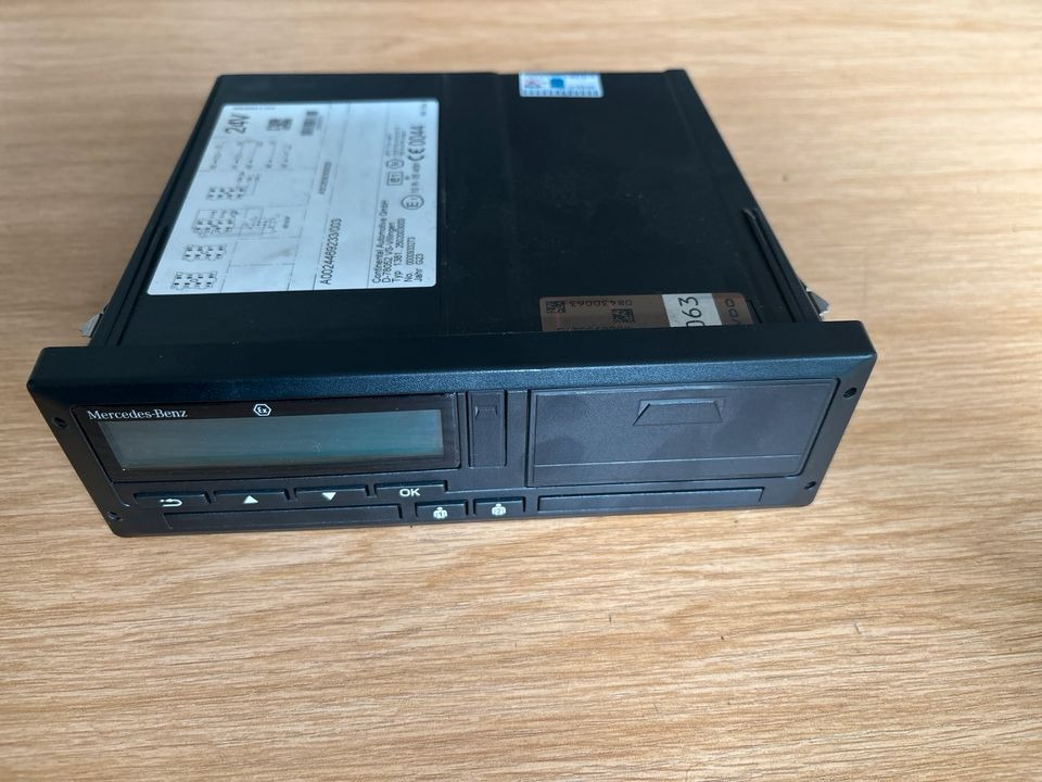 Mercedes-Benz Tachograph A0024469233 - Tachograph für LKW: das Bild 1 Mercedes-Benz Tachograph A0024469233 - Tachograph für LKW: das Bild 1