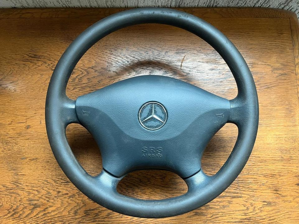 Mercedes-Benz Vito Lenkrad A6394640001 - Lenkrad für LKW: das Bild 1 Mercedes-Benz Vito Lenkrad A6394640001 - Lenkrad für LKW: das Bild 1