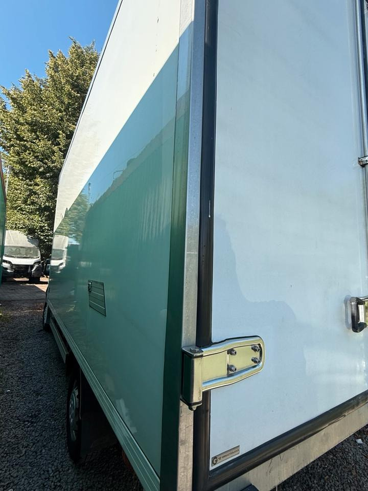 Mercedes Sprinter Kühlkoffer - Kühlkofferaufbau: das Bild 2 Mercedes Sprinter Kühlkoffer - Kühlkofferaufbau: das Bild 2