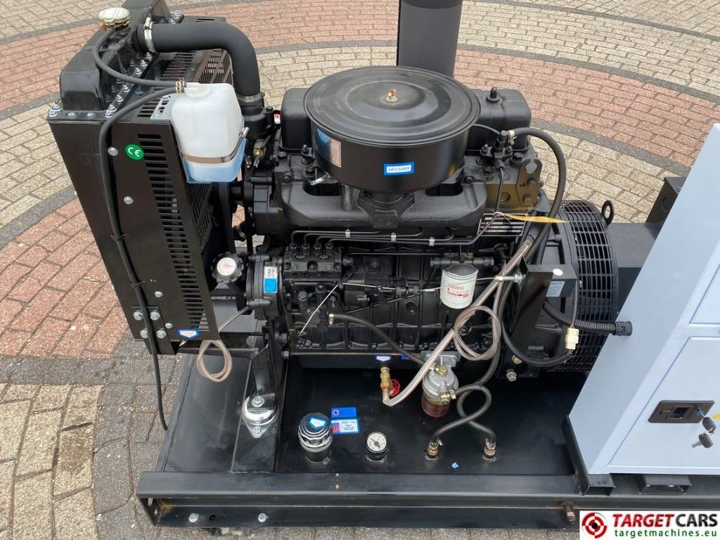 Stromgenerator Bauer GF-24KW Diesel 30KVA Generator 400/230V: das Bild 15 Stromgenerator Bauer GF-24KW Diesel 30KVA Generator 400/230V: das Bild 15