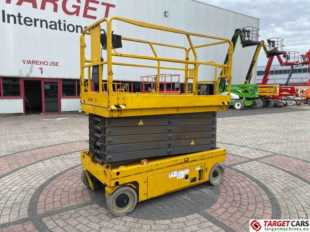 GMG 4046-ED Electric 4046ED Scissor Work Lift 1404cm - Scherenbühne: das Bild 1 GMG 4046-ED Electric 4046ED Scissor Work Lift 1404cm - Scherenbühne: das Bild 1