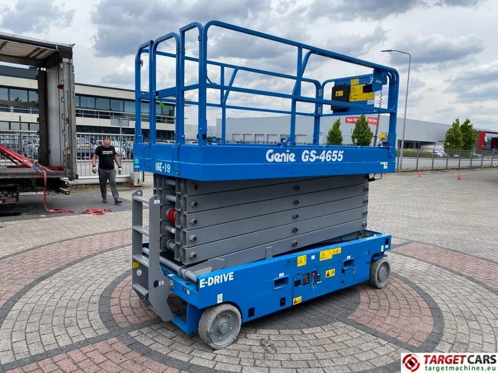 Genie GS-4655 Electric GS4655 Scissor Work Lift 1595cm - Scherenbühne: das Bild 3 Genie GS-4655 Electric GS4655 Scissor Work Lift 1595cm - Scherenbühne: das Bild 3