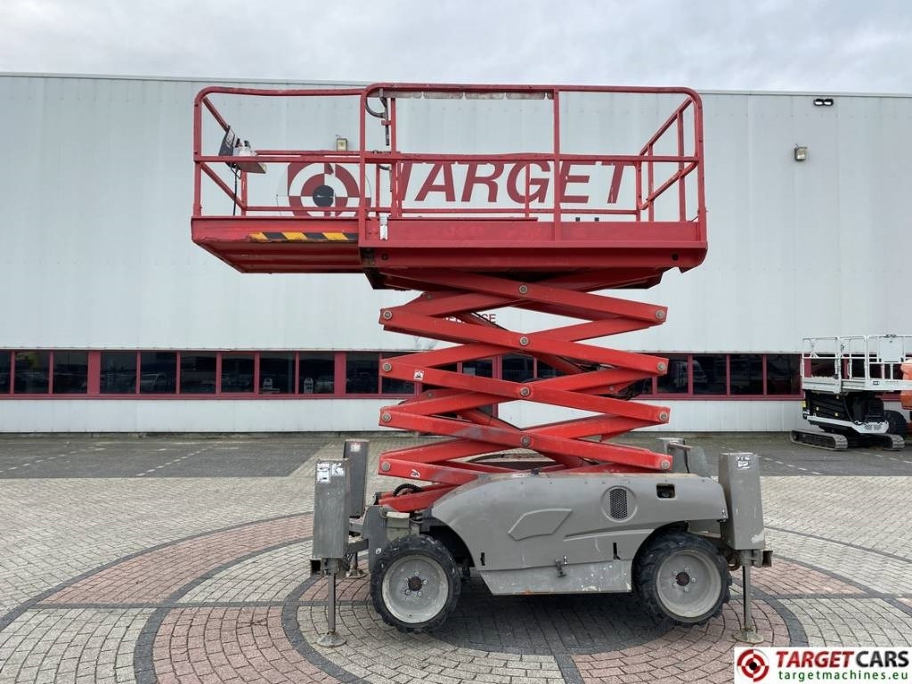 Haulotte Compact 12DX Diesel 4x4 Scissor Work Lift 1206cm - Scherenbühne: das Bild 5 Haulotte Compact 12DX Diesel 4x4 Scissor Work Lift 1206cm - Scherenbühne: das Bild 5