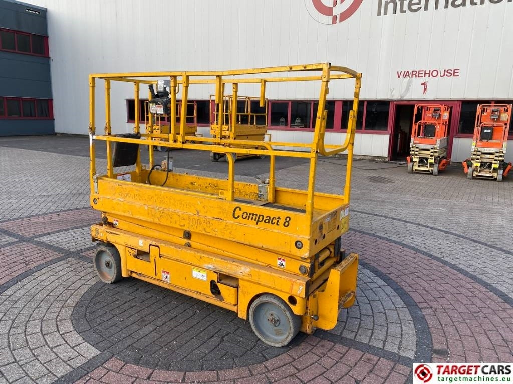 Haulotte Compact 8 Electric Scissor Work Lift 818cm - Scherenbühne: das Bild 4 Haulotte Compact 8 Electric Scissor Work Lift 818cm - Scherenbühne: das Bild 4