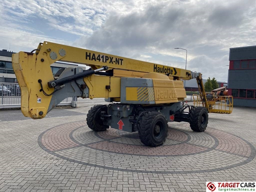 Haulotte HA41PX Articulated 4x4x4 Diesel Boom Work Lift 41M - Gelenkarmbühne: das Bild 3 Haulotte HA41PX Articulated 4x4x4 Diesel Boom Work Lift 41M - Gelenkarmbühne: das Bild 3